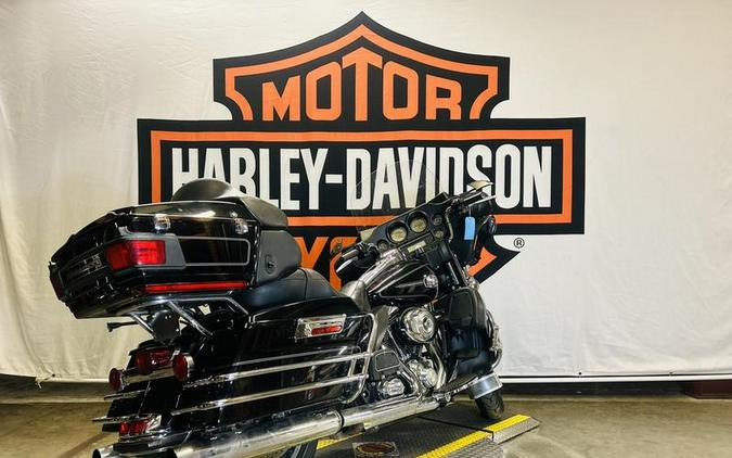 2011 Harley-Davidson® FLHTCU - Ultra Classic® Electra Glide®