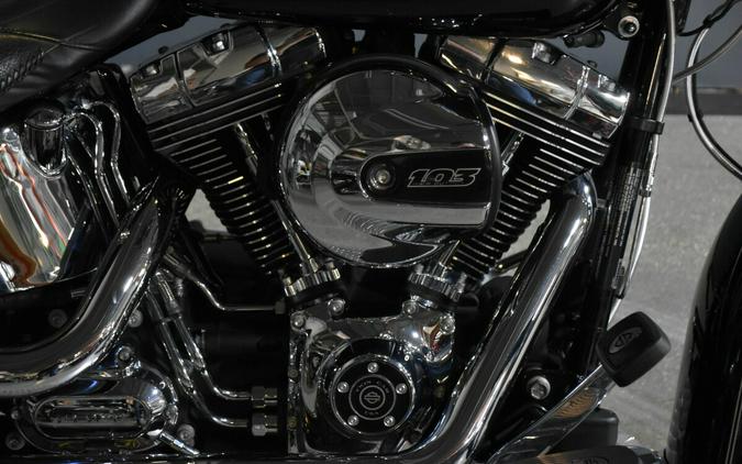 2017 Harley-Davidson Softail Deluxe