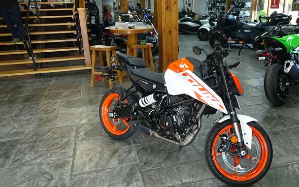 2024 KTM 250 Duke