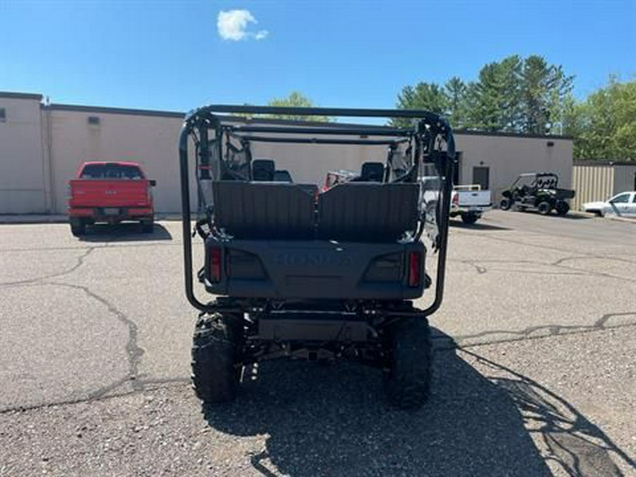 2024 Honda Pioneer 1000-5 Deluxe