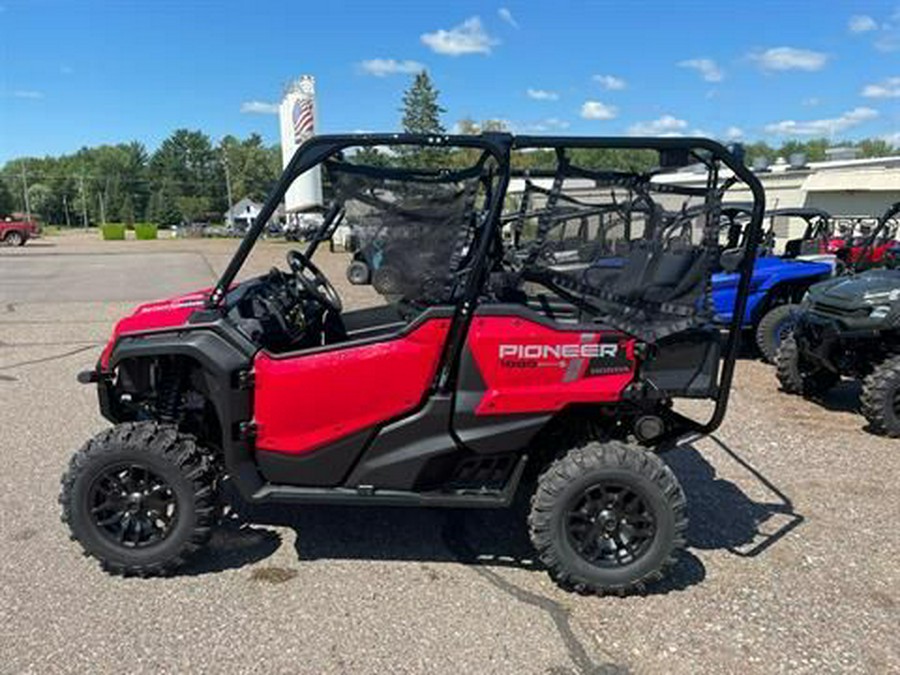 2024 Honda Pioneer 1000-5 Deluxe