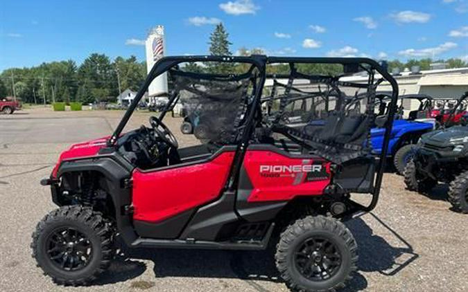 2024 Honda Pioneer 1000-5 Deluxe