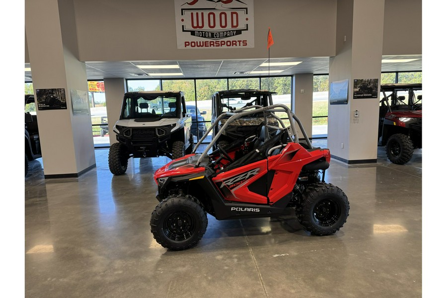 2026 Polaris RZR 200 EFI