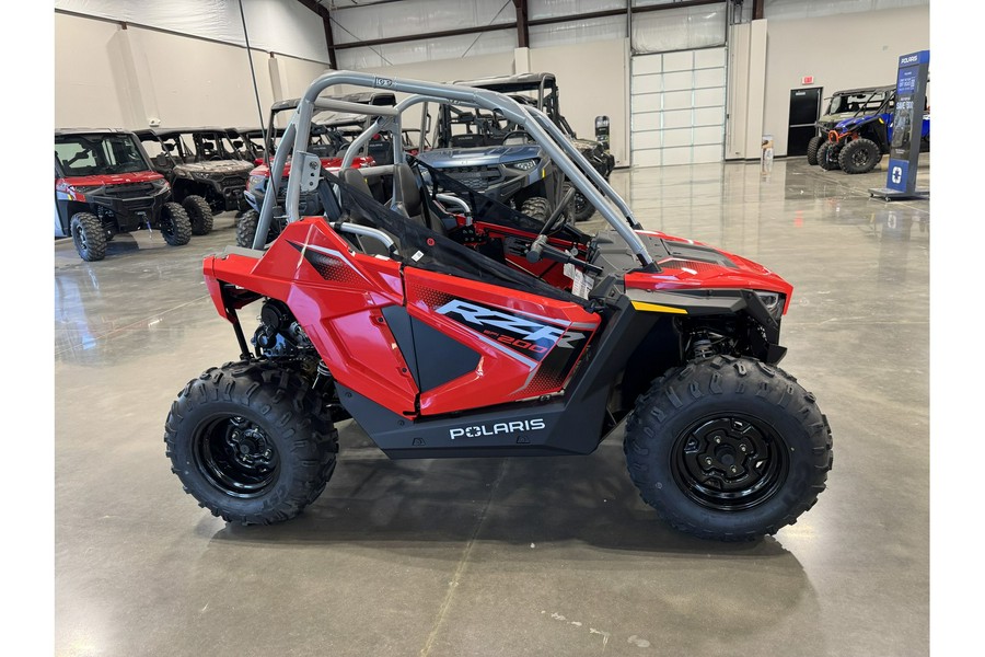 2026 Polaris RZR 200 EFI
