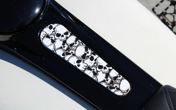 2018 Harley-Davidson® FLHXS - Street Glide® Special