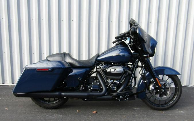 2019 Harley-Davidson® FLHXS - Street Glide® Special