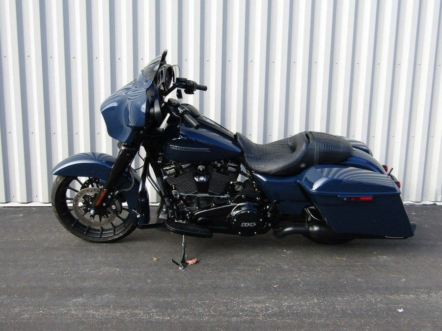 2019 Harley-Davidson® FLHXS - Street Glide® Special