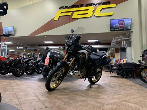 2020 Honda Africa Twin Adventure Sports ES DCT Review (18 Fast Facts)