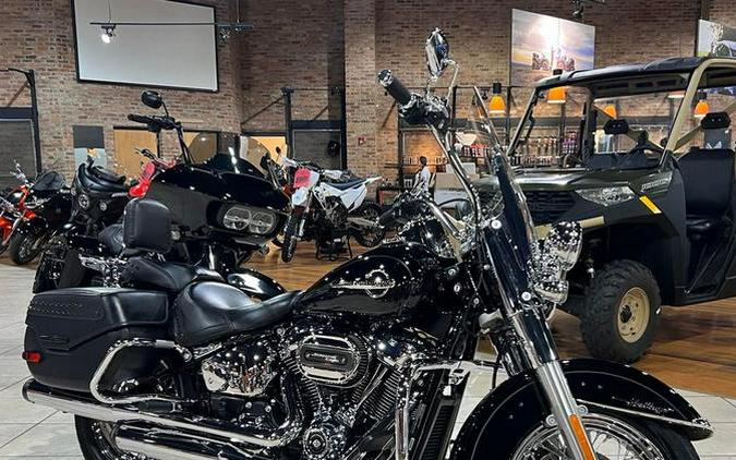 2020 Harley-Davidson® FLHC - Softail® Heritage Classic