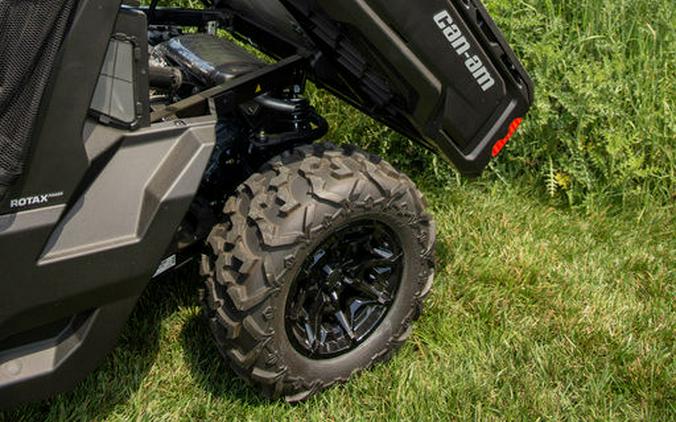 2026 Can-Am® Defender MAX DPS HD7 Compass Green