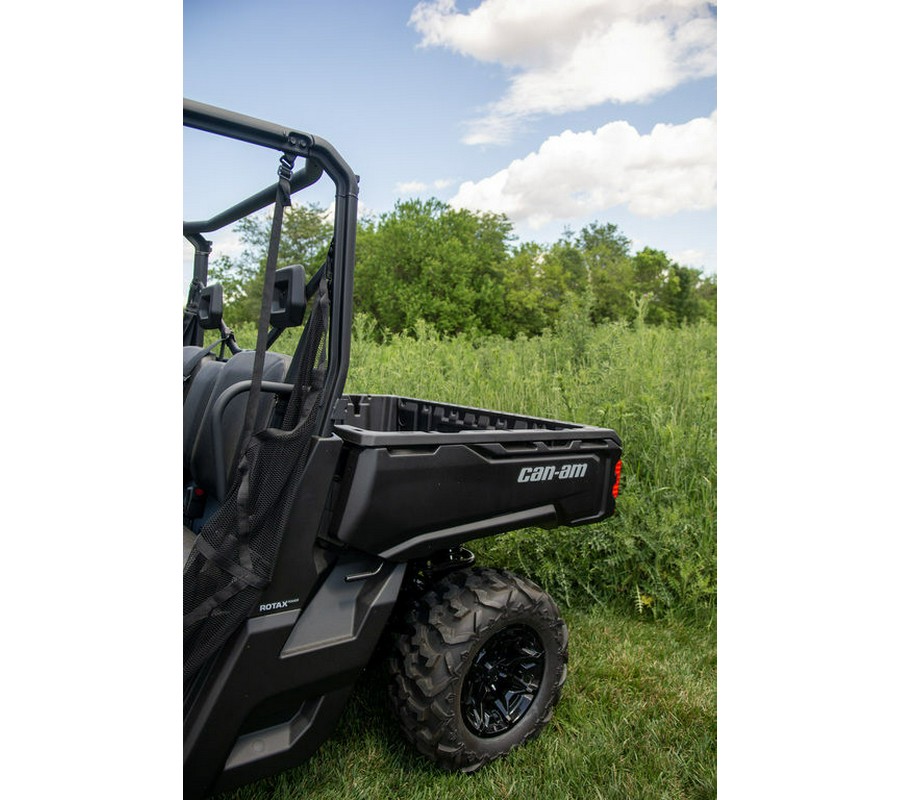 2026 Can-Am® Defender MAX DPS HD7 Compass Green