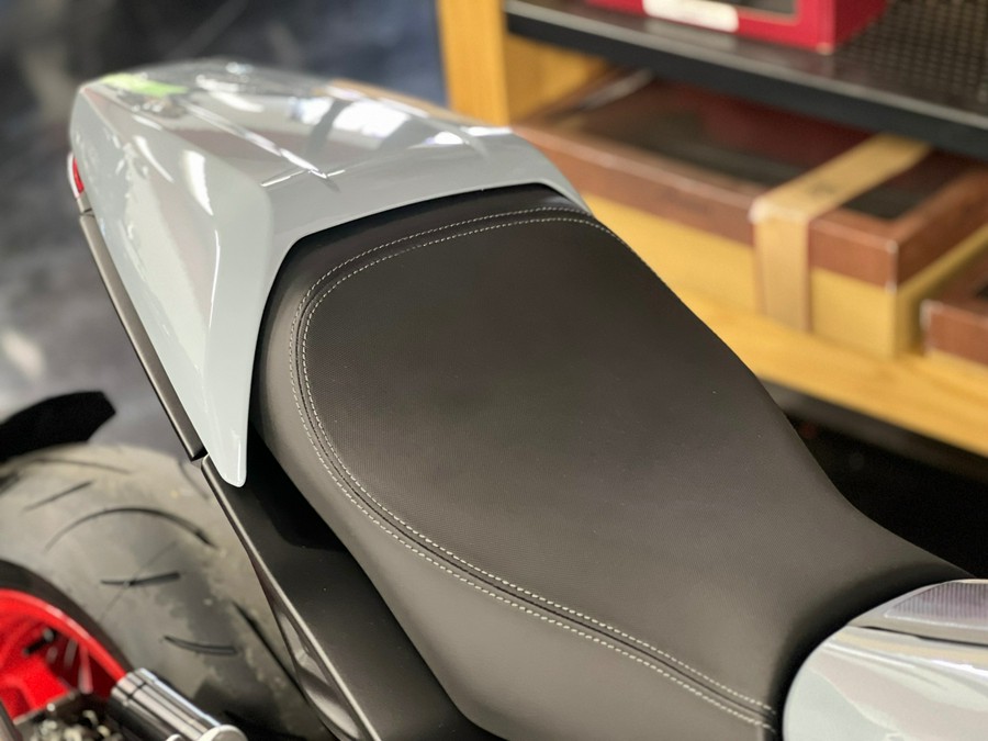 2024 Indian Motorcycle FTR Sport