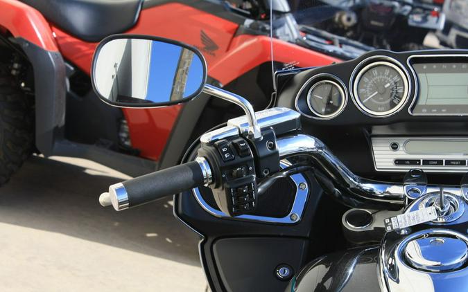 2024 Kawasaki Vulcan® 1700 Voyager® ABS