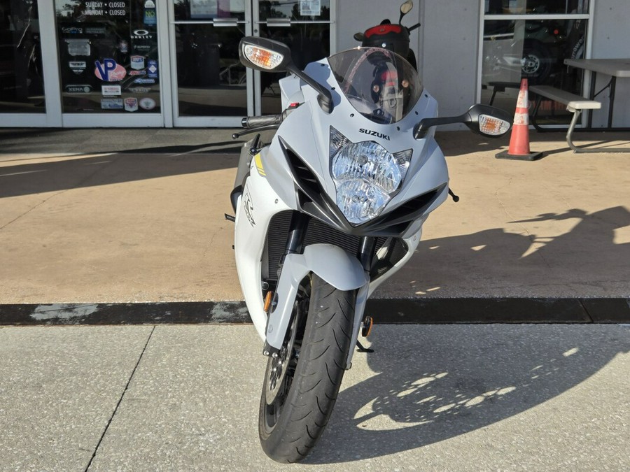 2022 Suzuki GSX-R600