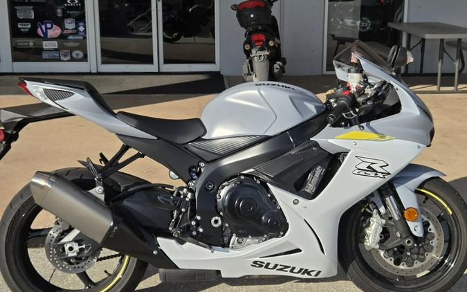 2022 Suzuki GSX-R600