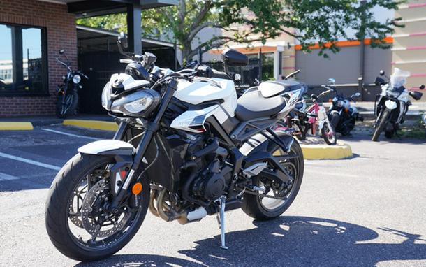 2024 Triumph Street Triple 765 R