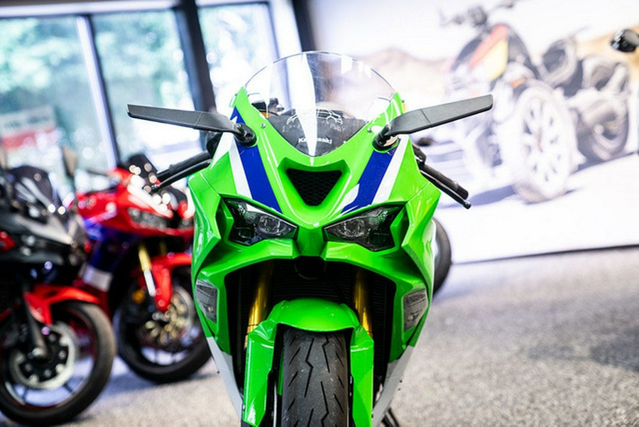 2024 Kawasaki Ninja ZX-6R 40th Anniversary Edition ABS