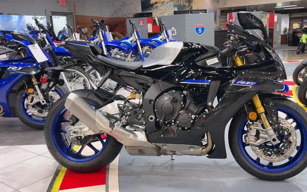 2026 Yamaha YZF-R1M
