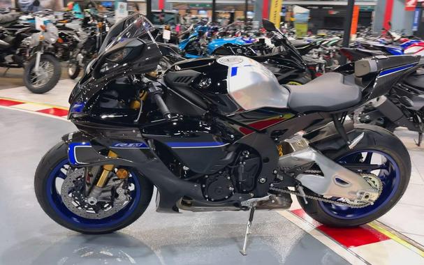 2026 Yamaha YZF-R1M