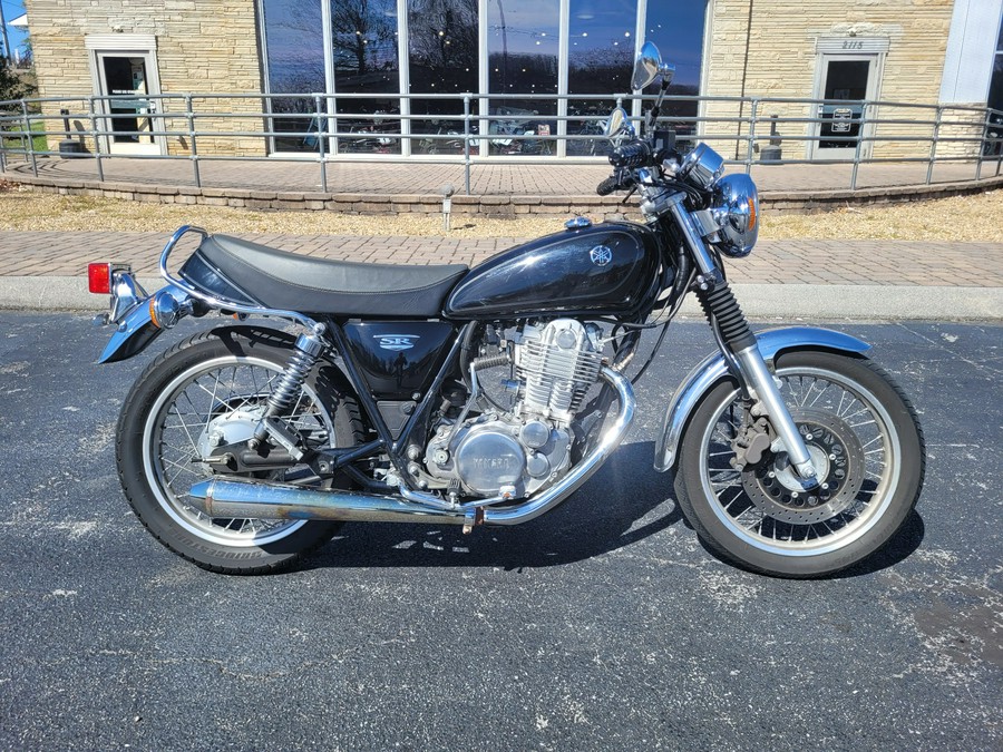 2016 Yamaha SR400