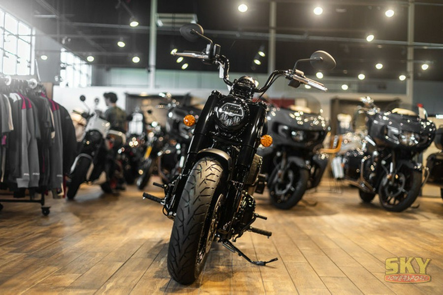 2023 Indian Chief Bobber Dark Horse Black Smoke