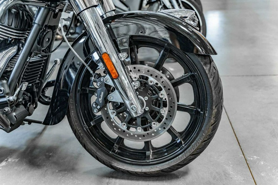 2022 Indian Motorcycle® Chieftain® Black Metallic