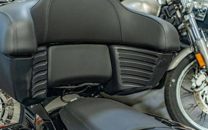 2022 Indian Motorcycle® Chieftain® Black Metallic