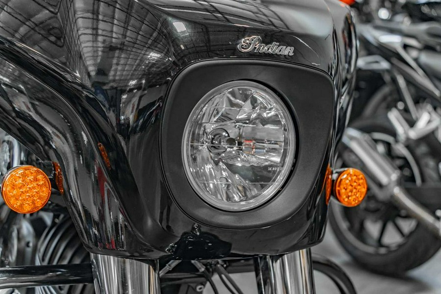 2022 Indian Motorcycle® Chieftain® Black Metallic