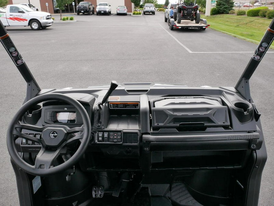 2023 Can-Am® Defender MAX XT HD10