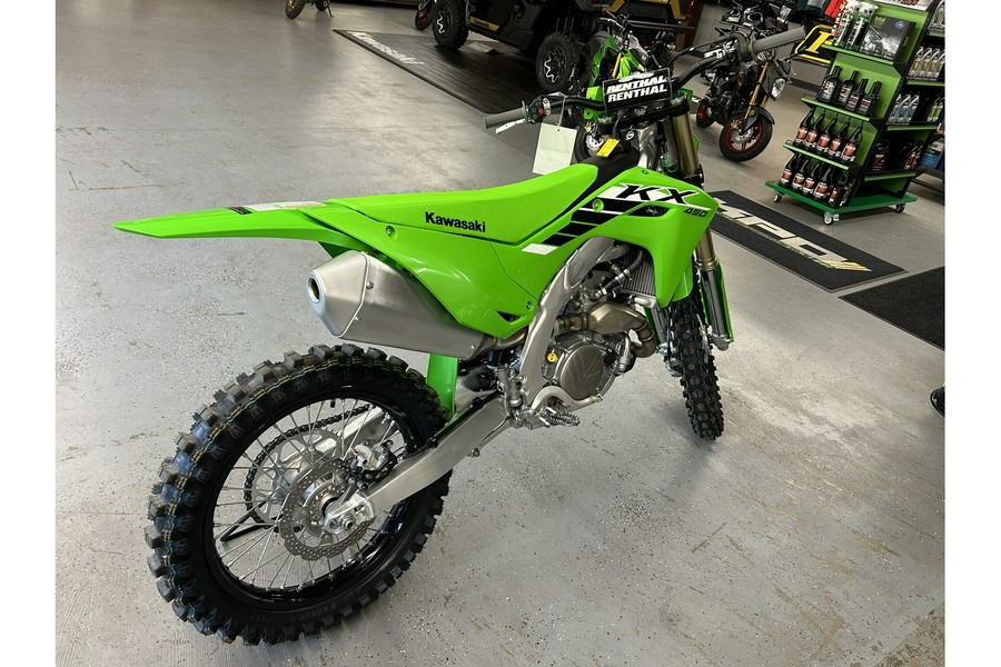 2025 Kawasaki KX™ 450, LIME