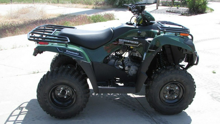 2025 Kawasaki Brute Force 300