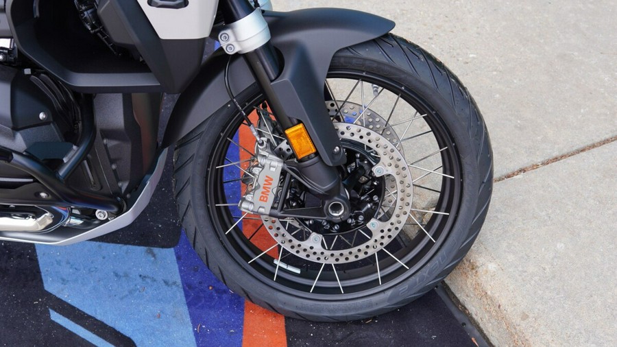 2026 BMW Motorrad R 1300 GS Adventure