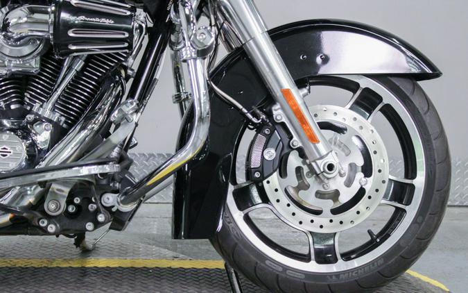 2013 Harley-Davidson Road Glide® Custom