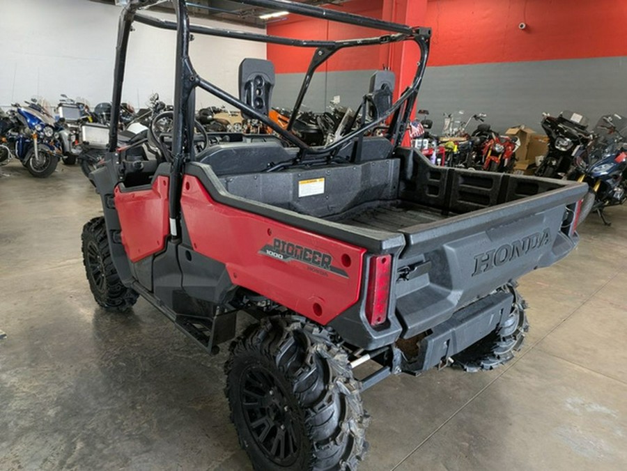 2021 Honda Pioneer 1000 Deluxe