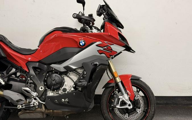 2020 BMW S 1000 XR Racing Red with White Aluminum Metallic Matte
