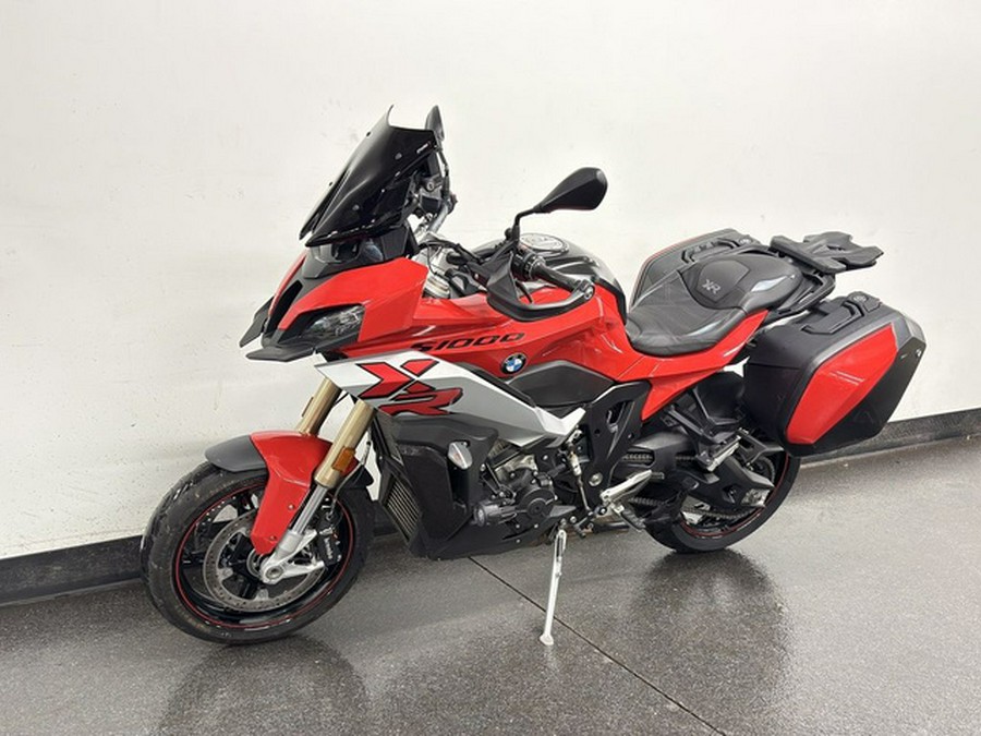 2020 BMW S 1000 XR Racing Red with White Aluminum Metallic Matte 1000 XR Racing Red With White Aluminum Metallic
