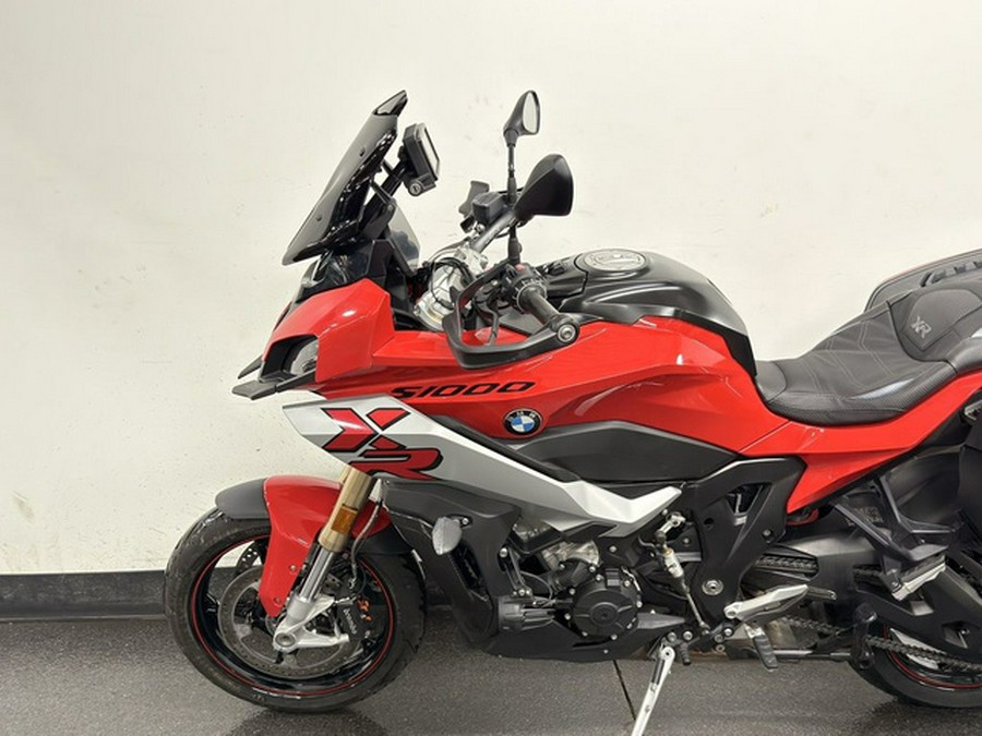 2020 BMW S 1000 XR Racing Red with White Aluminum Metallic Matte 1000 XR Racing Red With White Aluminum Metallic