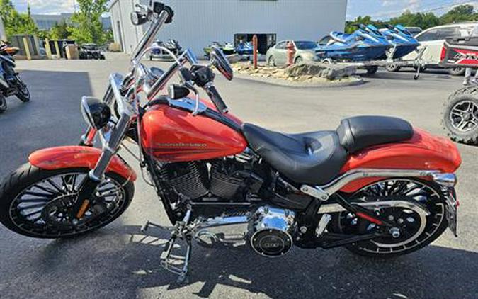 2017 Harley-Davidson Breakout®