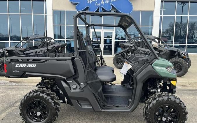 2026 Can-Am® Defender DPS HD10