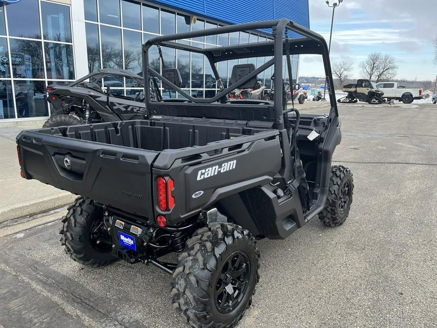 2026 Can-Am® Defender DPS HD10