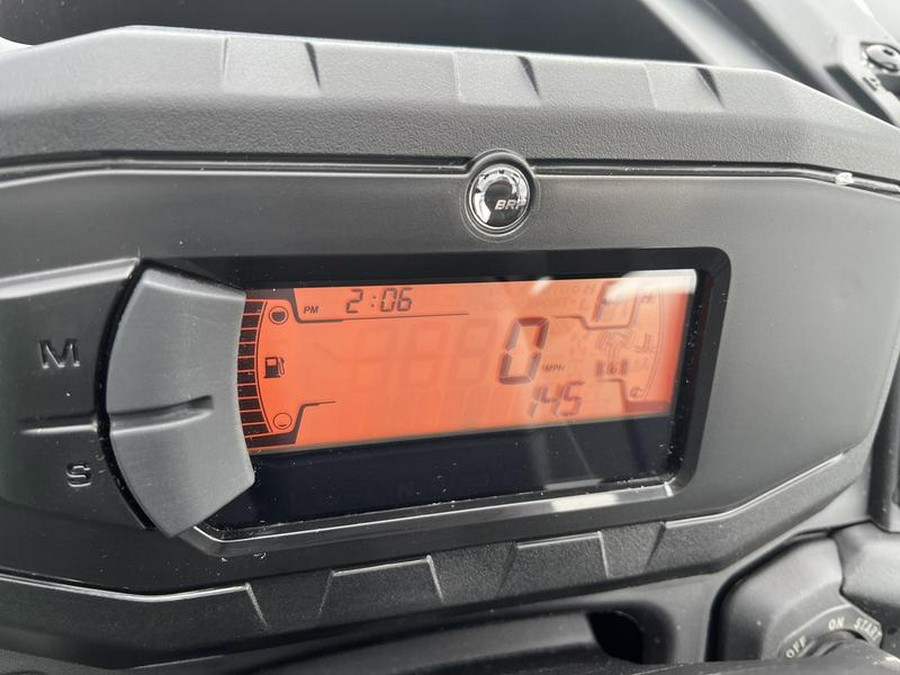 2026 Can-Am® Defender DPS HD10