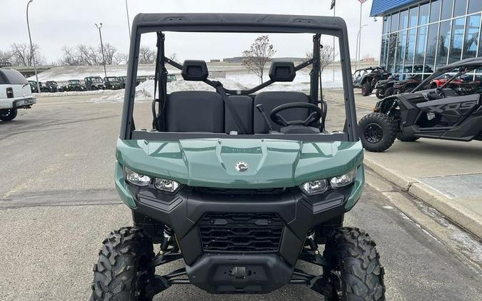 2026 Can-Am® Defender DPS HD10