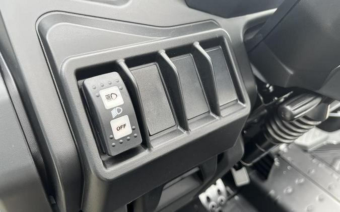 2026 Can-Am® Defender DPS HD10