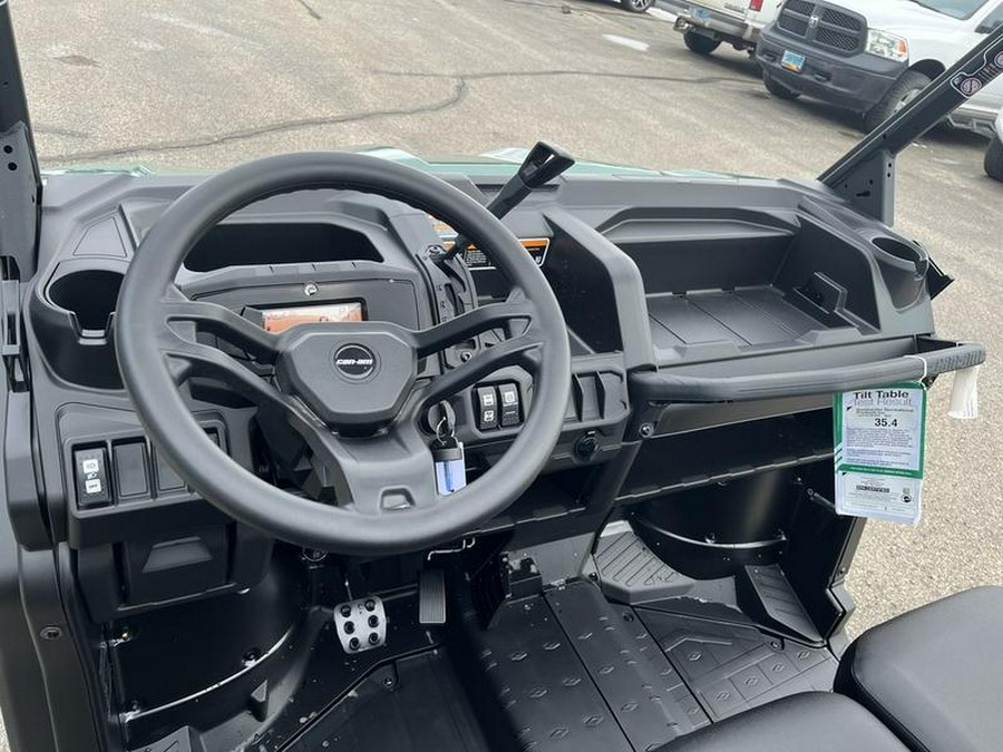 2026 Can-Am® Defender DPS HD10