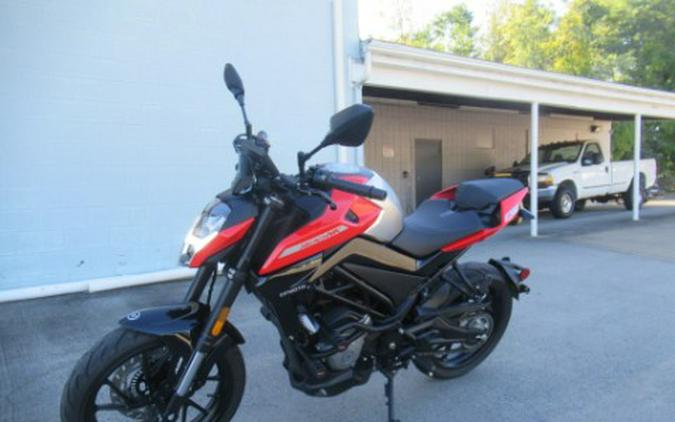 2024 CFMOTO 300NK