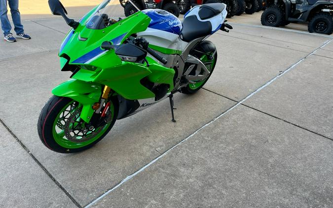 2024 Kawasaki Ninja® ZX™-10R 40th Anniversary Edition ABS