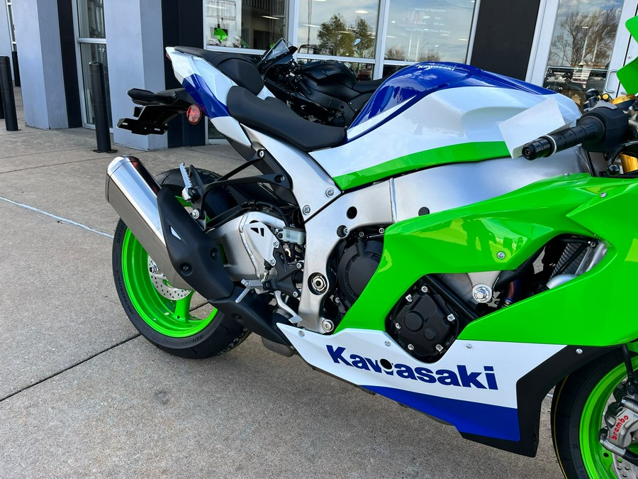 2024 Kawasaki Ninja® ZX™-10R 40th Anniversary Edition ABS