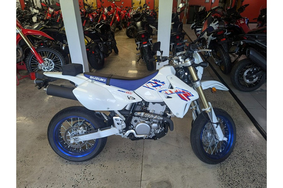 2023 Suzuki DR-Z 400SM