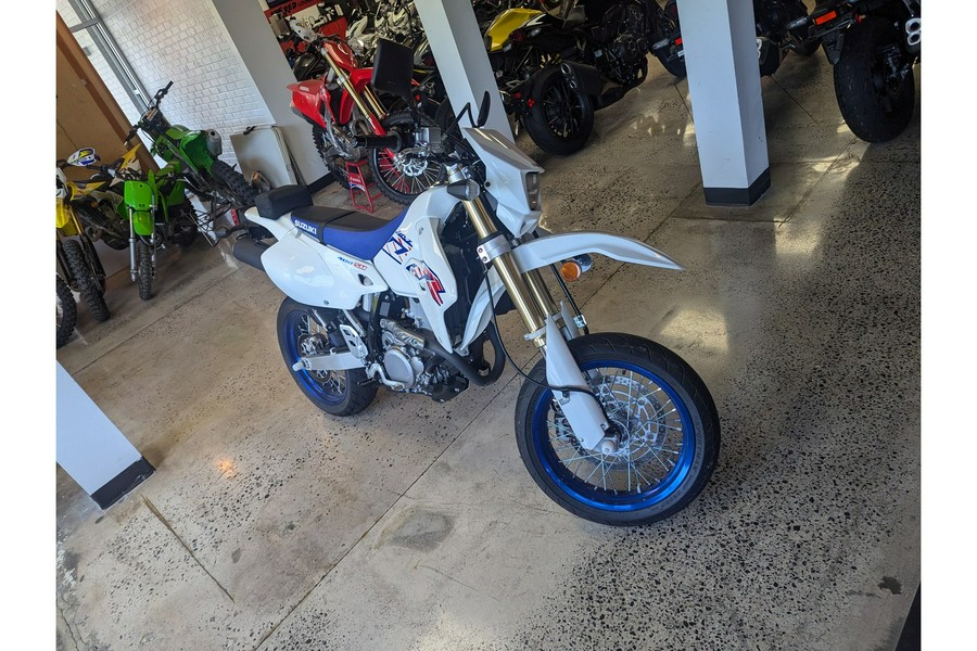 2023 Suzuki DR-Z 400SM