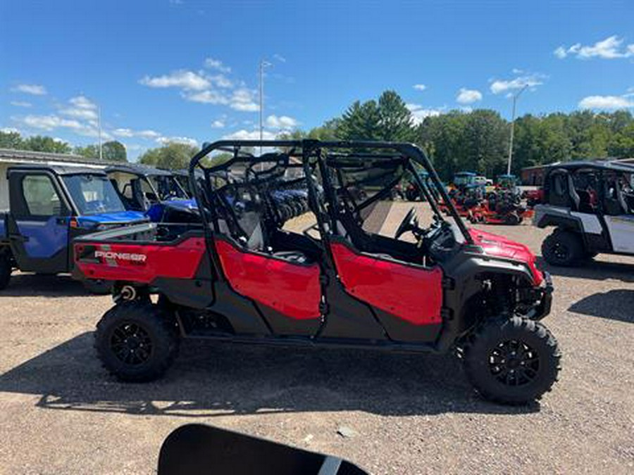 2023 Honda Pioneer 1000-6 Deluxe Crew